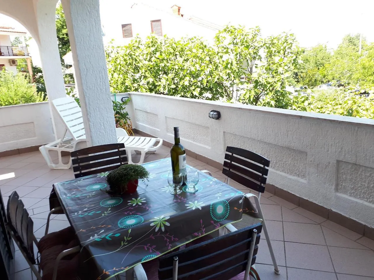 Apartments Vila Ida Vantacici 0*,